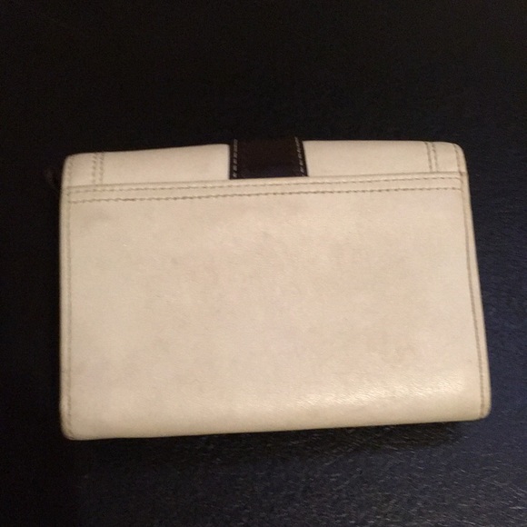 COACH Wallet - Picture 3 of 6